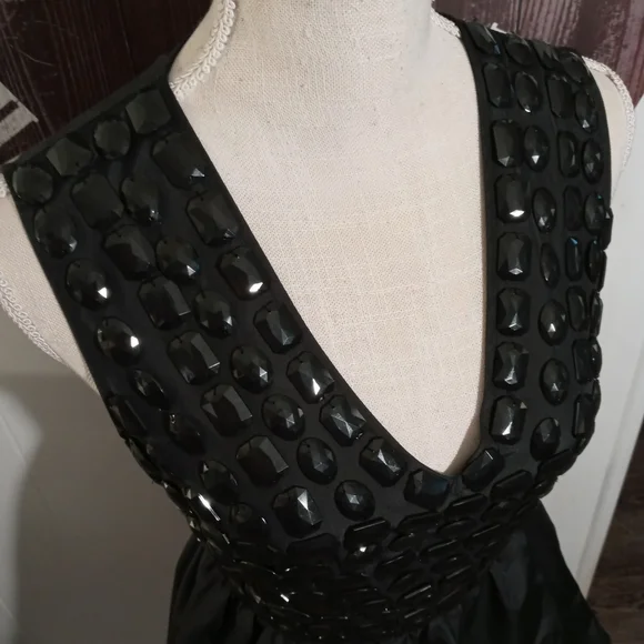 GiGi Florence Black Dress - Picture 6 of 9